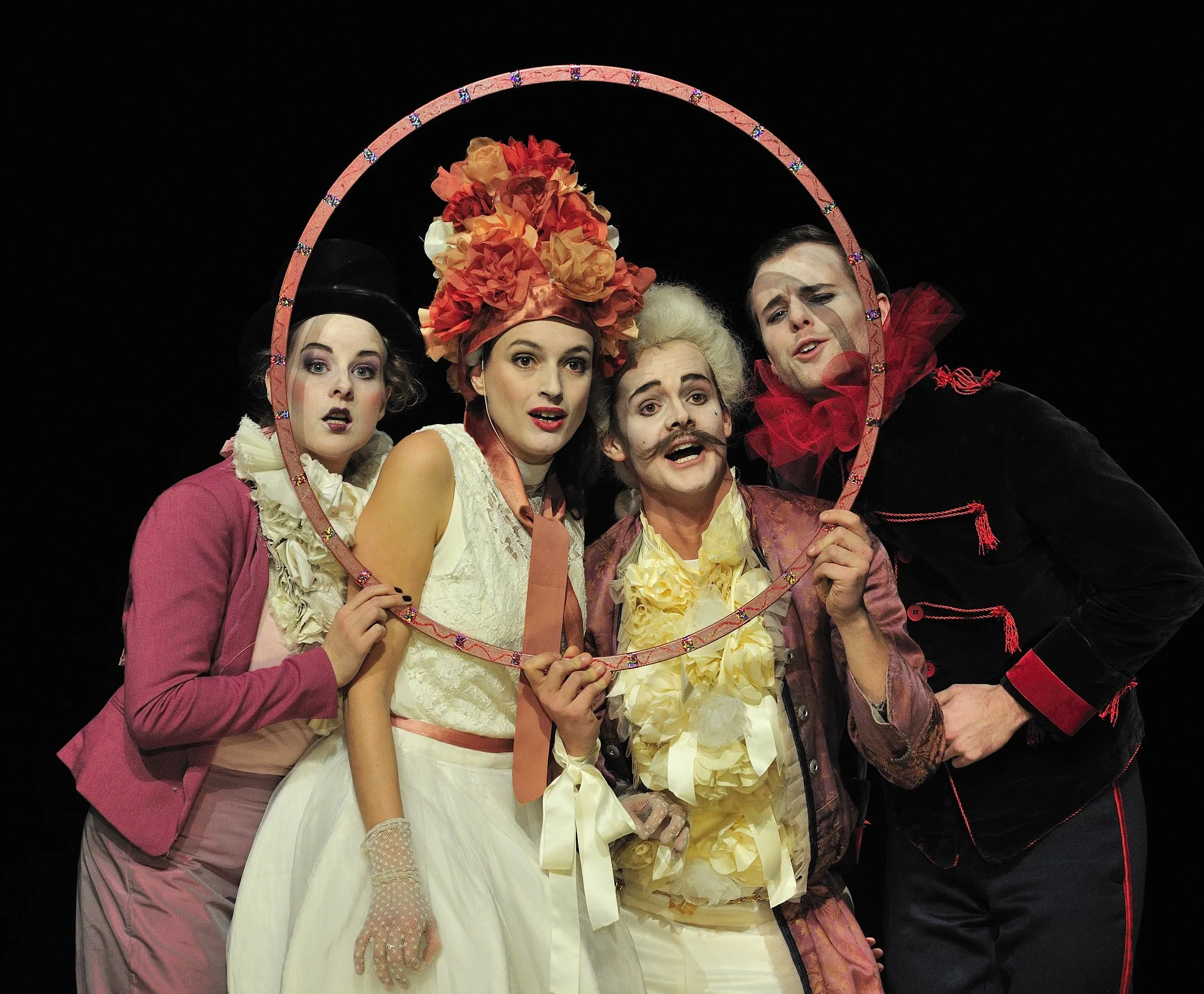 Theater (Link zur Theater-Unterseite)